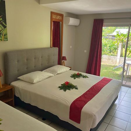 Hotel Hibiscus Papetoai Kültér fotó