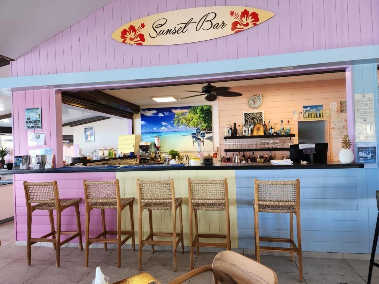 Hotel Hibiscus Papetoai Kültér fotó